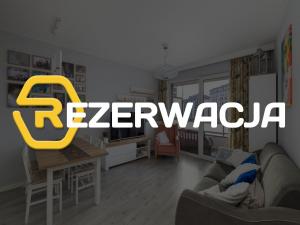 Warszawa, Ursus Szamoty, Stacja Nowy Ursus, Posag 7 Panien