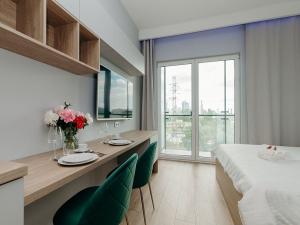 Warszawa, Wola, Aleja Prymasa Tysiąclecia