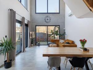 Falenty, Poniatowskiego