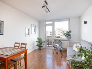 Warszawa, Targówek Bródno, Wacława Tokarza
