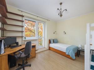 Warszawa, Wawer Anin, Benedykta Hertza