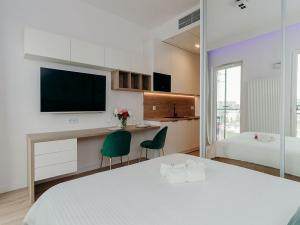 Warszawa, Wola, Aleja Prymasa Tysiąclecia